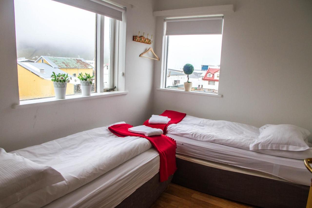 Guesthouse Sunnuholl Vestmannaeyjar Kültér fotó