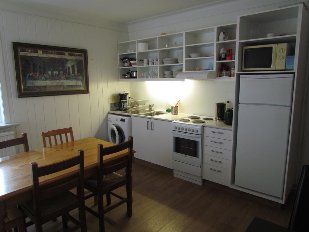 Guesthouse Sunnuholl Vestmannaeyjar Kültér fotó